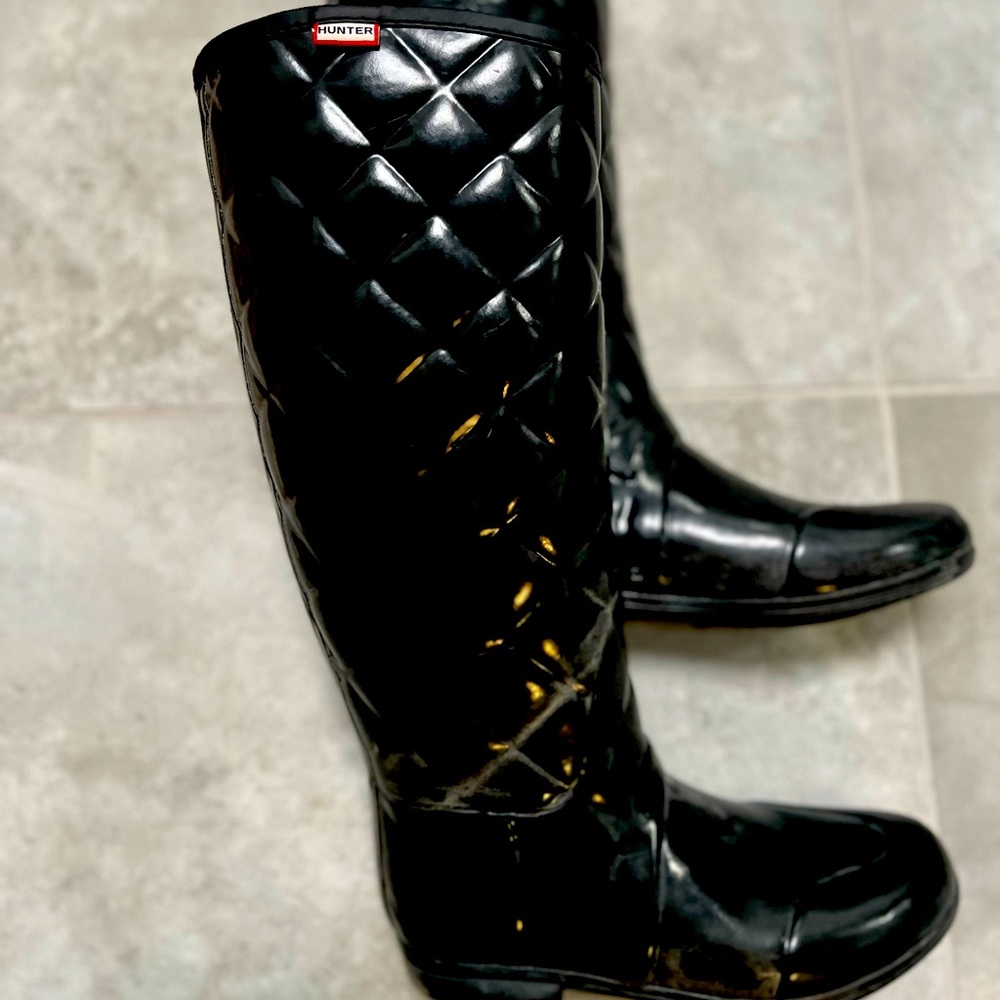 Quilted Hunter rain boots. Worn once!